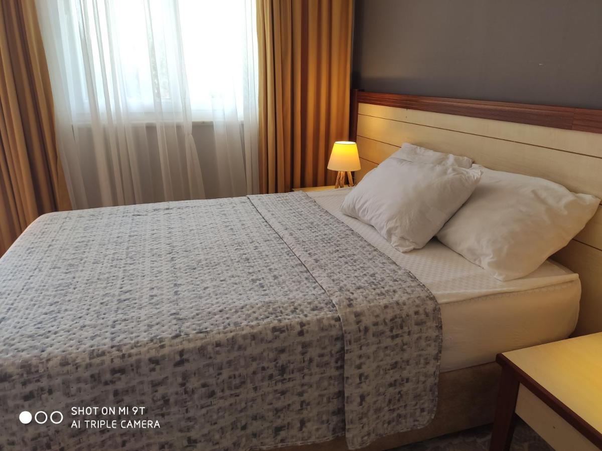 Nostalgia World Otel Kızılot Eksteriør bilde