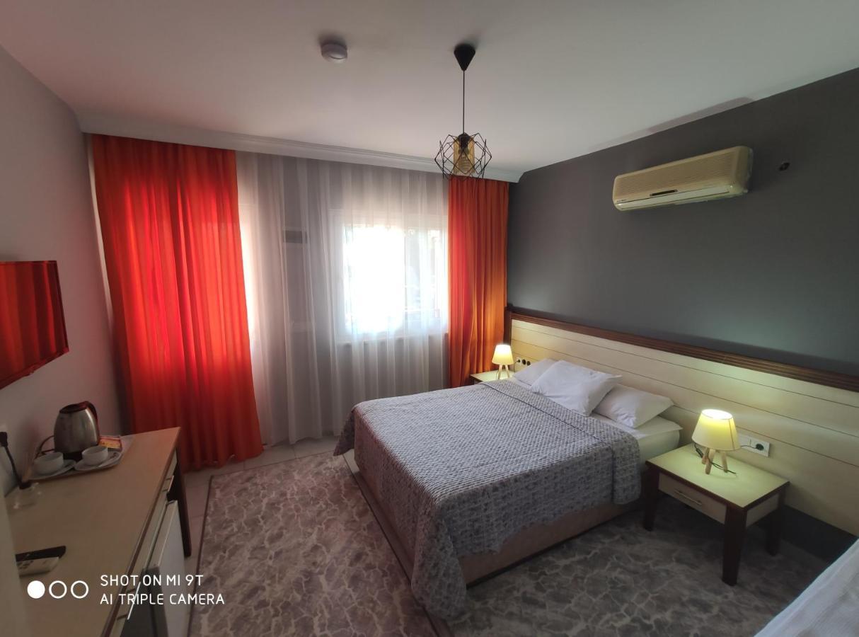 Nostalgia World Otel Kızılot Eksteriør bilde